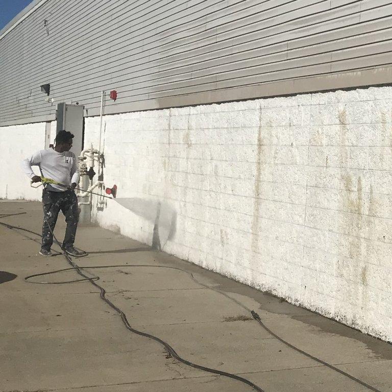 Pressure washing service